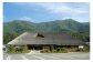 川島地区にある「かやぶきの館」