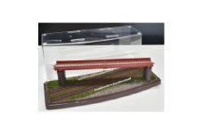 Nゲージ用 鉄道模型ジオラマ展示台 33×12cm 立体交差の情景(ケース付き)【1592887】