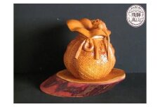 【数量限定】飛騨一位一刀彫 巾着に福ねずみ（小）| 伝統工芸品 いちい イチイ 一位一刀彫 一位一刀 一刀彫 工芸品 縁起物 品 置物 木彫り 飛騨高山 吉野彫刻所 MC015