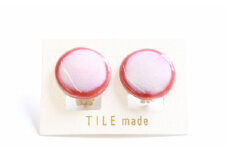 【美濃焼】 ピンクむら タイル イヤリング 直径20mm 瑞浪市 / TILEmade タイル アクセサリー ハンドメイド [AZCD021]