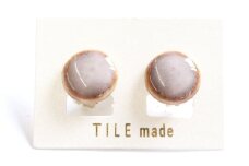 【美濃焼】 薄茶むら タイル イヤリング 直径15mm 瑞浪市 / TILEmade タイル アクセサリー ハンドメイド [AZCD068]