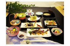 [№5568-0029]揖斐川丘苑ペアお食事券(昼食)