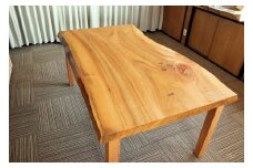 【数量限定】クスの木一枚板テーブル　ゆったり4名用