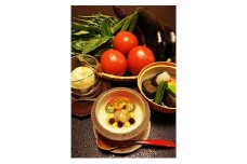 季節を味わう　和食膳「おまかせ御膳」2名様食事券 [№5644-0782]