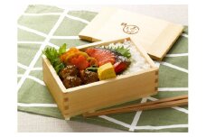 No.166　東濃桧製弁当箱 [AWBG002]