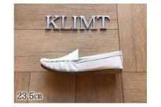 靴　KLIMTクリムトの　ふわふわ楽チン　モカシンシューズ　ホワイト23.5cm