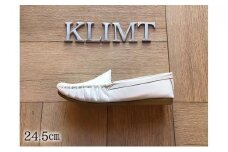 靴　KLIMTクリムトの　ふわふわ楽チン　モカシンシューズ　ホワイト24.5cm