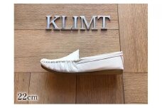 靴　KLIMTクリムトの　ふわふわ楽チン　モカシンシューズ　ホワイト22cm