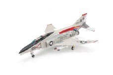 1/48 マクダネル・ダグラス F-4B ファントムII