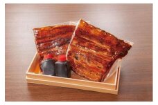  鰻蒲焼 3人前 秘伝のタレ 手焼き 真空パック うなぎ 土用丑の日 晩ごはん 家族 惣菜 国産 蒲焼き ウナギ 老舗 グルメ 贈り物 ギフト 夏バテ対策 スタミナ料理 うな重 うな丼 鰻重 うなぎの蒲焼 富士山湧水 三島市 静岡県