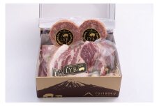 0025-12-01　ルイビ豚　プレミアムステーキセット