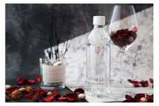 0010-79-01 みずのみず 「19:03 wine & food」 500ml×6本 ギフトパッケージ