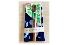 すぷうんおばちゃんの木製三角スプーン＆koigoromo手ぬぐい右利き用【トンボ】