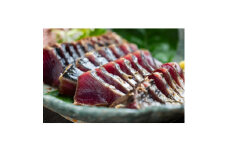 ＜漁師特製＞kiwami水産のカツオ極藁燻し1節×2本【1499172】