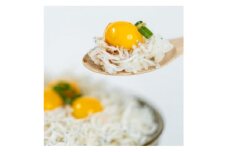 ＜浜名湖名物＞シラス丼セット2人分(シラス150g+うずらの生卵20個)【1506116】