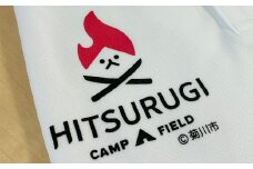 【LLサイズ】火剣山キャンプ場 ロゴ入り オリジナルポロシャツ ポロシャツ（白）×ロゴマーク（赤と黒）  服 男女兼用 メンズ レディース キャンプ 衣類 オリジナル シャツ
