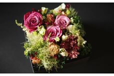 【生花】【フラワーボックス】 KIKUGAWA FlowerBox （square） 1箱 フラワーギフト 季節の花 誕生日 お祝い 記念日 