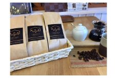 MUSUBI　COFFEE　希少豆 セット ＜豆＞  ブルーマウンテン No.1 トラジャ グァテマラ 直火焙煎 挽きたて 高級豆 新鮮 のみもの 飲料 コーヒー 豆 深煎り アウトドア キャンプ 飲みやすい お取り寄せ 飲料 飲み物 ドリンク 送料無料 渋み 深み 酸味 珈琲 coffee  かふぇ カフェラテ コーヒー ゼリー Black ブラックコーヒー 焙煎 ご自宅用  静岡 県 牧之原
