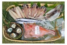 湯の花　お中元　地金目姿煮、浜茹でサザエ入干物セット　<BC-29>