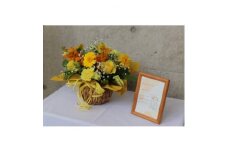 新美南吉さんにお花と一緒に想いを贈る(新美南吉記念館　献花代行プラン)【1531436】