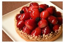 山盛りイチゴタルト | 菓子 スイーツ ケーキ タルト 人気 いちご 苺 イチゴ ギフト クリスマス 誕生日 お祝い