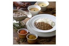 ホテルプラザ勝川シェフこだわりスパイスカレー・スープセット