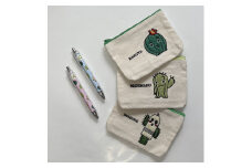 春日井サボテンキャラクターのサガラ刺繍ポーチとボールペン　各１個のセット