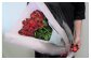 ※画像は色違いのレッドのバラの花束です。