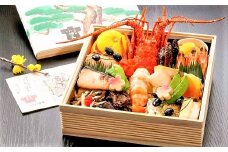 【数量限定】創業100年の日本料理店が作る 1段重 おせち(3人前) 冷蔵 2026年 創業大正九年 日本料理 小伴天 料亭 伊勢海老 アワビ うなぎ 数の子 栗きんとん からすみ いくら 贈り物 おせち料理 お正月 正月料理 人気 高リピート H007-088
