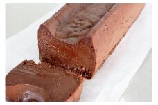 カカオ豆から手作業で作る クラフトチョコレートを使った 生ガトーショコラ