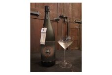 西尾の清酒　夢山水二割二分　奥　純米大吟醸原酒　1.8Ｌ×1本　木箱入・Y010-47