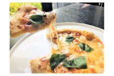 13-53_La vitaのこだわりピザ（冷凍）６枚【直径約２０cm×３種類×２枚】 ｜ ピザ Pizza マルゲリータ もち明太子クリームソース 明太子 照り焼きチキン 食べ比べ お取り寄せ チーズ もちもち生地 イタリアン レストラン グルメ パーティー 愛知