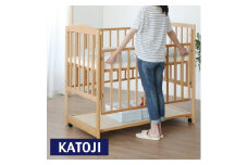 189-1_ミニベッド ツーオープン（ナチュラル）｜カトージ KATOJI ブランド 子育て 子ども お昼寝 おしゃれ かわいい 赤ちゃん ベビー ベビーベッド ベッド 赤ちゃん用ベッド 家具 ハイタイプ 日本製 ミニ 小さい コンパクト 寝具 キャスター　木目　ナチュラル　自然