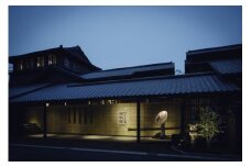 338-1_灯屋迎帆楼宿泊ペアチケット（平日利用限定）乾杯用ペアドリンク付 ｜ 2名分 和モダンデラックススイート 1泊2食 旅館 露天風呂 温泉 スイート 高級旅館 休暇 国宝 犬山城 愛知 岐阜 尾張 名古屋 温泉宿泊 旅行 宿泊 宿泊券 チケット ハイクラス