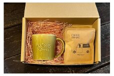 ＜ブラジル ピーベリー＞煎りたて、挽きたて！ドリップコーヒー10袋＋オリジナルカップ（グリーン）