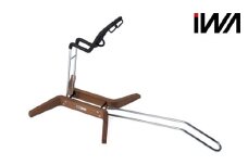 老舗家具メーカー「カリモク家具」と共同開発した高級天然木材のロードバイクスタンド「iWA1匠」 ウォールナット【0186】