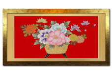 額装用 日本刺繍 「花かご」台生地「赤」×額装「ゴールド」 刺繍 伝統工芸 愛西市 / 百武打敷店 [AEBR010]