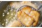 薄いカツなので揚げ時間はたったの３分！
味付け済で、そのままでも美味しいサクサクまぐろカツ