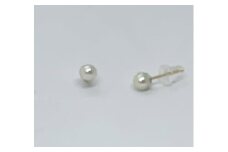 12-01三重県産あこや真珠4.０ｍｍベビー真珠　K１８ピアス