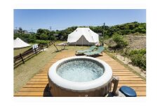 カブクリゾート施設丸ごと貸切満喫券 / 伊勢志摩 伊勢 志摩 三重 旅行券 旅行 体験 宿泊 旅行 観光 貸し切り 貸切 グランピング サウナ バーベキュー アウトドア キャンプ いせ しま かんこう りょこう 食べる 泊まる 遊ぶ 