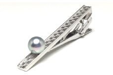 真珠 アクセサリー 8.0～8.5ミリ シルバー タイピン パール アコヤ真珠 伊勢 志摩 伊勢志摩 冠婚葬祭 慶事 弔事 結婚式 入学式 卒業式 ギフト フォーマル カジュアル 誕生石 記念日 / 老舗の真珠専門店・高品質アコヤ真珠タイピン8.0～8.5ミリ / シルバー (ブルー系)