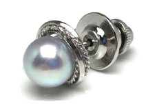 真珠 アクセサリー 8.0～8.5ミリ シルバー タイタック パール アコヤ真珠 伊勢 志摩 伊勢志摩 冠婚葬祭 慶事 弔事 結婚式 入学式 卒業式 ギフト フォーマル 誕生石 記念日 / 老舗の真珠専門店・高品質アコヤ真珠タイタック8.0～8.5ミリ /シルバー (ブルー系)