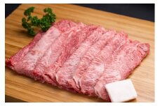 （冷凍） 【受付時期・発送時期限定】 定期便 松阪牛 すきやき （モモ・バラ・カタ） 400g 月1回 合計6回発送 b-93 ／ 瀬古食品 ふるさと納税 牛肉 松阪肉 名産 ブランド 霜ふり本舗 三重県 大紀町