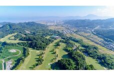 近江牛 450g付き 平日 2名様 ゴルフ セルフプレー券 食事付き ゴルフ場 プレー券 チケット スポーツ 運動 和牛 日本三大和牛 ブランド牛 牛肉 肉 肩ロース すき焼き 450g 450 彦根カントリー倶楽部 滋賀 彦根