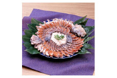 びわ湖産天然 鮒寿し 小サイズ フナ 鮒ずし 鮒寿司 鮒寿し 鮒鮨 ふなずし おつまみ 晩酌 肴 川魚 湖魚 魚 国産 天然 琵琶湖 高滋養食品 栄養 発酵食品 乳酸菌 滋賀 彦根 あゆの店きむら