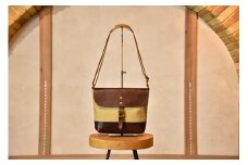 近江牛レザーと地産帆布で作ったショルダーバッグ　ダークウォルナット　横型【CC27W】