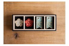 【信楽焼】箸置き4点セット（紅白の桃2個、鯉のぼり2個）　iwai-hashiokiB