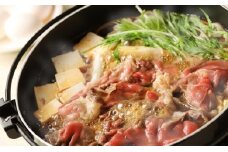 A4等級以上保証！！近江牛モモ・バラすき焼用800g【近江牛専門店かねきち】[№5748-0130]