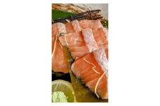 漁師仕込み　琵琶湖固有種　天然琵琶鱒の昆布締め刺身&自家製スモークの詰め合わせ