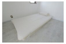 近江ちぢみ パッドシーツ ダブル 麻絲商会 滋賀県 東近江市 G-B02 近江ちぢみ パッドシーツ ダブル 洗える 夏用 涼しい ひんやり 接触冷感 寝具 ベッド シーツ 天然素材 麻 快眠 高品質 おしゃれ 和風 しじら織り 日本製